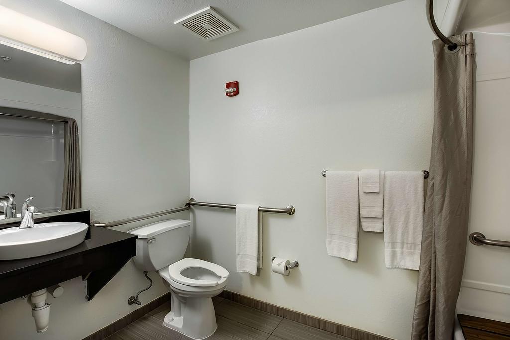 Studio 6-East Brunswick, Nj - Nyc Area Εξωτερικό φωτογραφία