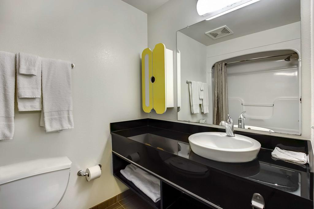 Studio 6-East Brunswick, Nj - Nyc Area Εξωτερικό φωτογραφία